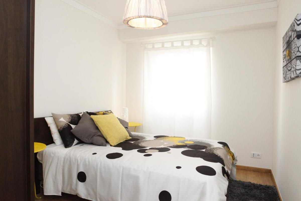 Family Central Apartment In Sao Pedro Do Estoril Bagian luar foto
