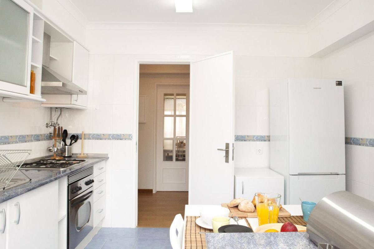Family Central Apartment In Sao Pedro Do Estoril Bagian luar foto