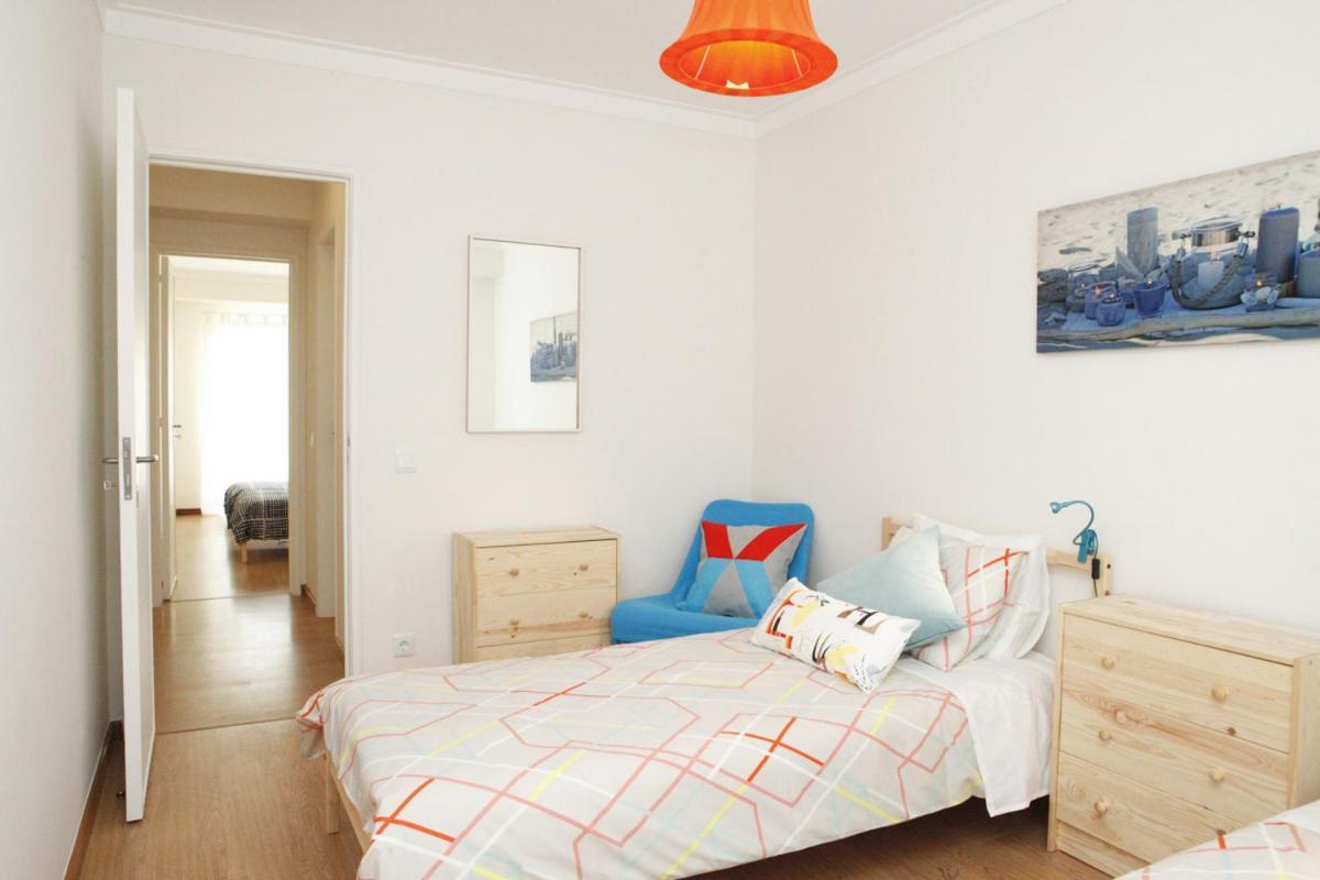 Family Central Apartment In Sao Pedro Do Estoril Bagian luar foto