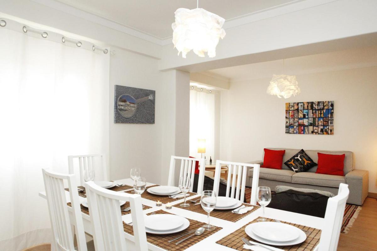 Family Central Apartment In Sao Pedro Do Estoril Bagian luar foto